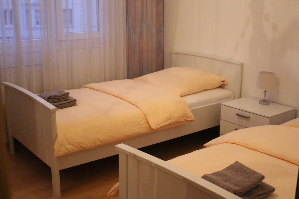 Studios Near Basel Airport Saint-Louis  Eksteriør billede